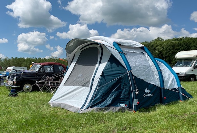 air-seconds-4-1-754sxc-1.jpg Quechua Air Seconds 4.1 Xl Family Camping Tent road test and review Wheel World Reviews % - Afbeelding 1