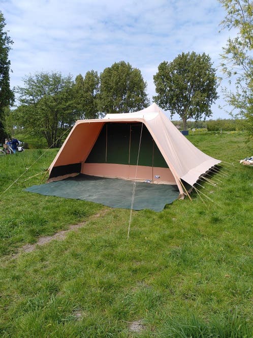 katoenen-tent-984yvl-1.jpg Ruime katoenen tent Ideaal voor kampeervakanties (m2448677003) — Tenten — Marktplaats - Afbeelding 1