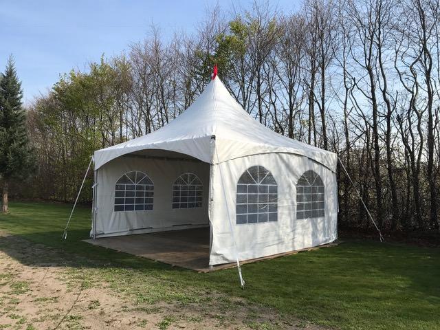 pagodetent-5x5-985qfn-1.jpg Pagodetent 5 x 5 wit | Party Verhuur Tacken - Afbeelding 1