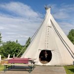 Grote Tipi tent met vuurplaats OrigineelOvernachten