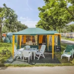 Bungalowtent boeken, tent huren Roan Luxury Camping Holidays